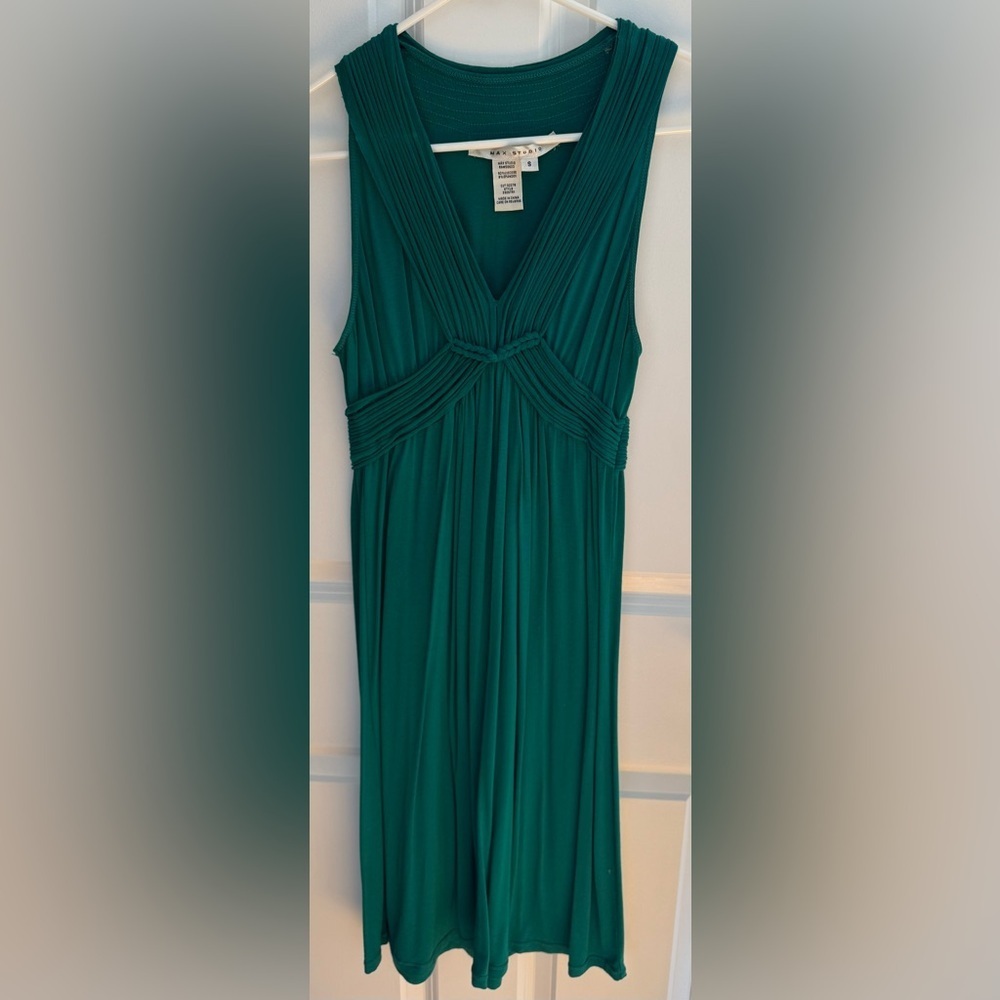 Max Studio Emerald Green Sleeveless Midi Dress | Size S